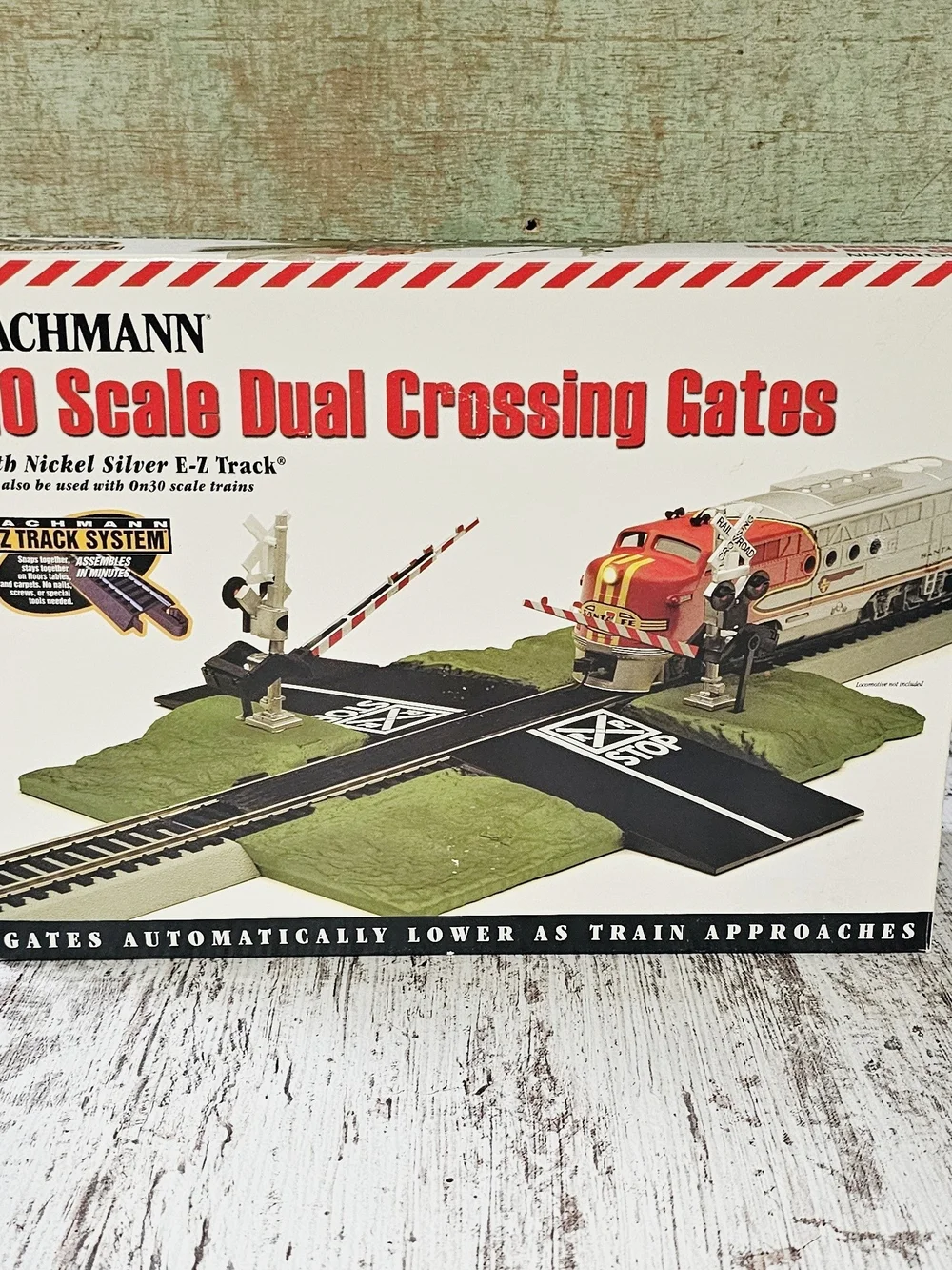 Bachmann HO Scale Dual Crossing Gates for E-Z Track 1:87 Plastic 44597